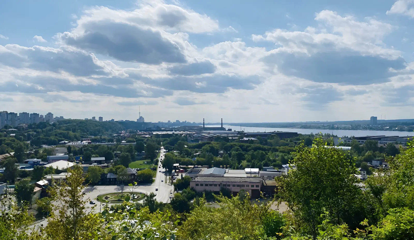 Пермь, город на Каме: металлургический лад, купеческий дух и современный арт