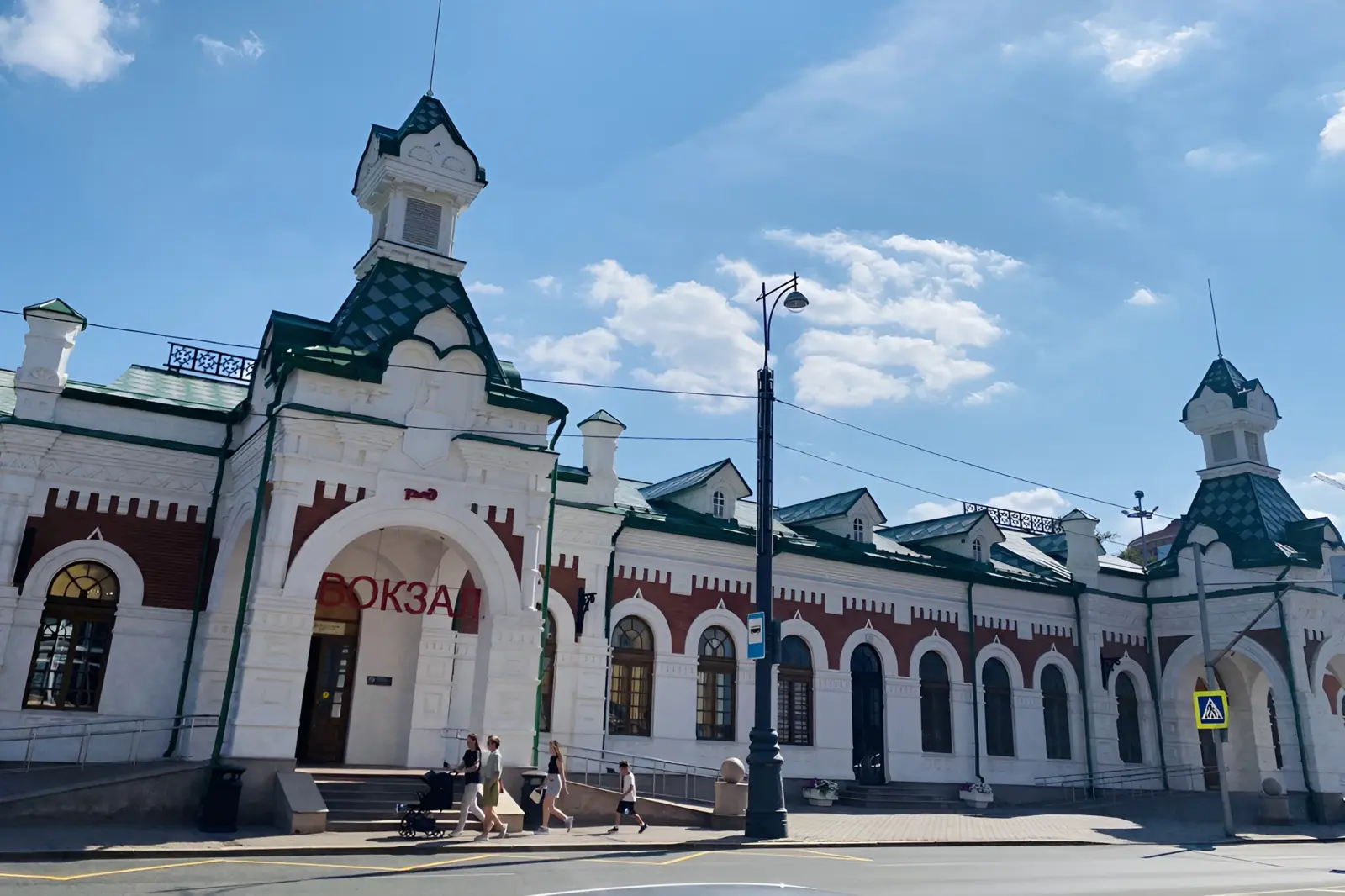 Пермь: пульс города и загадки деревянного зодчества